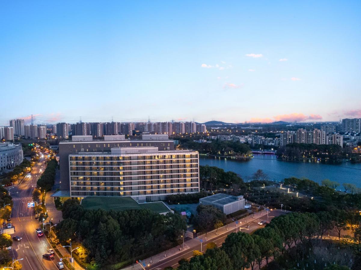 Crowne Plaza Shanghai Xiayang Lake By Ihg Qingpu المظهر الخارجي الصورة