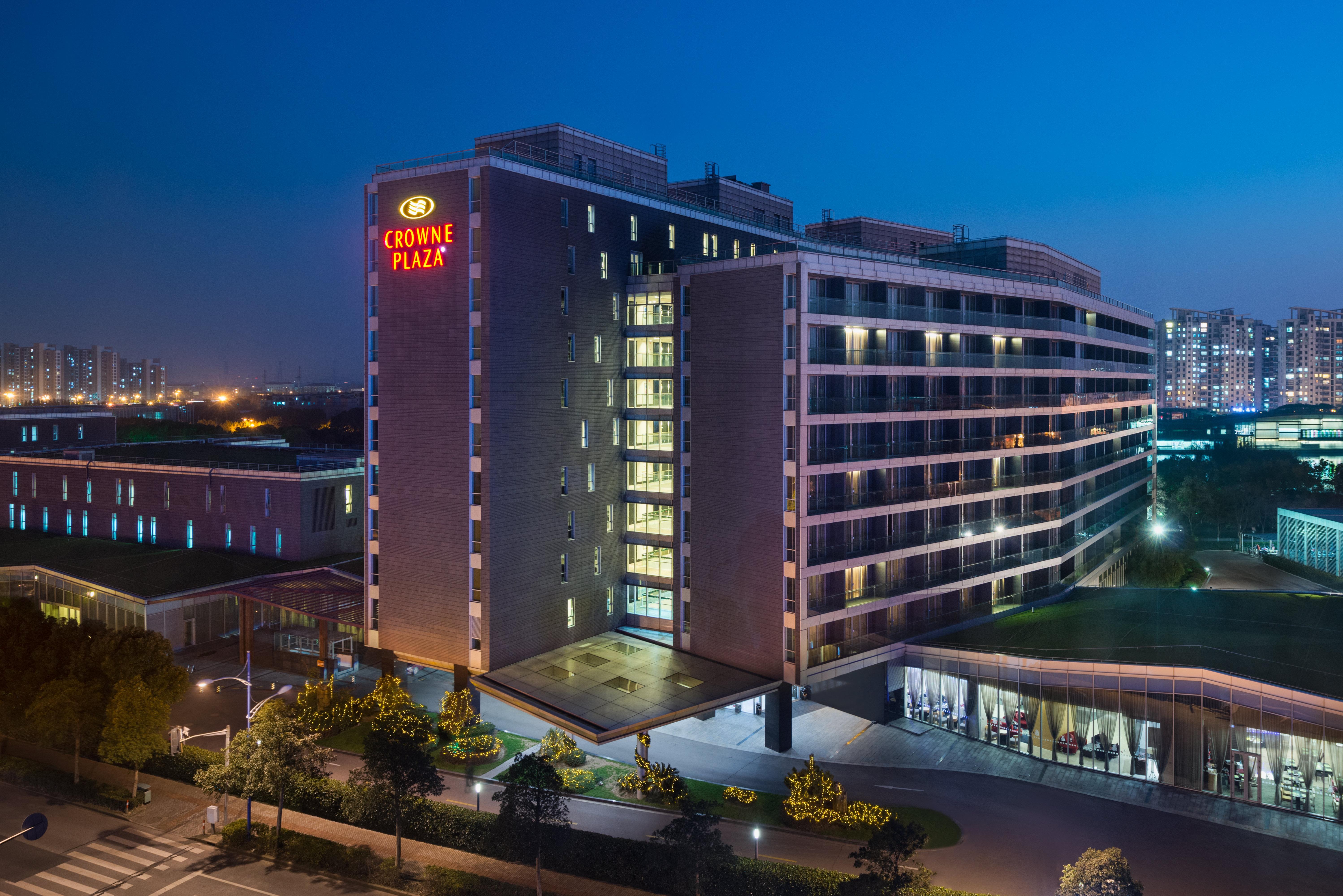 Crowne Plaza Shanghai Xiayang Lake By Ihg Qingpu المظهر الخارجي الصورة