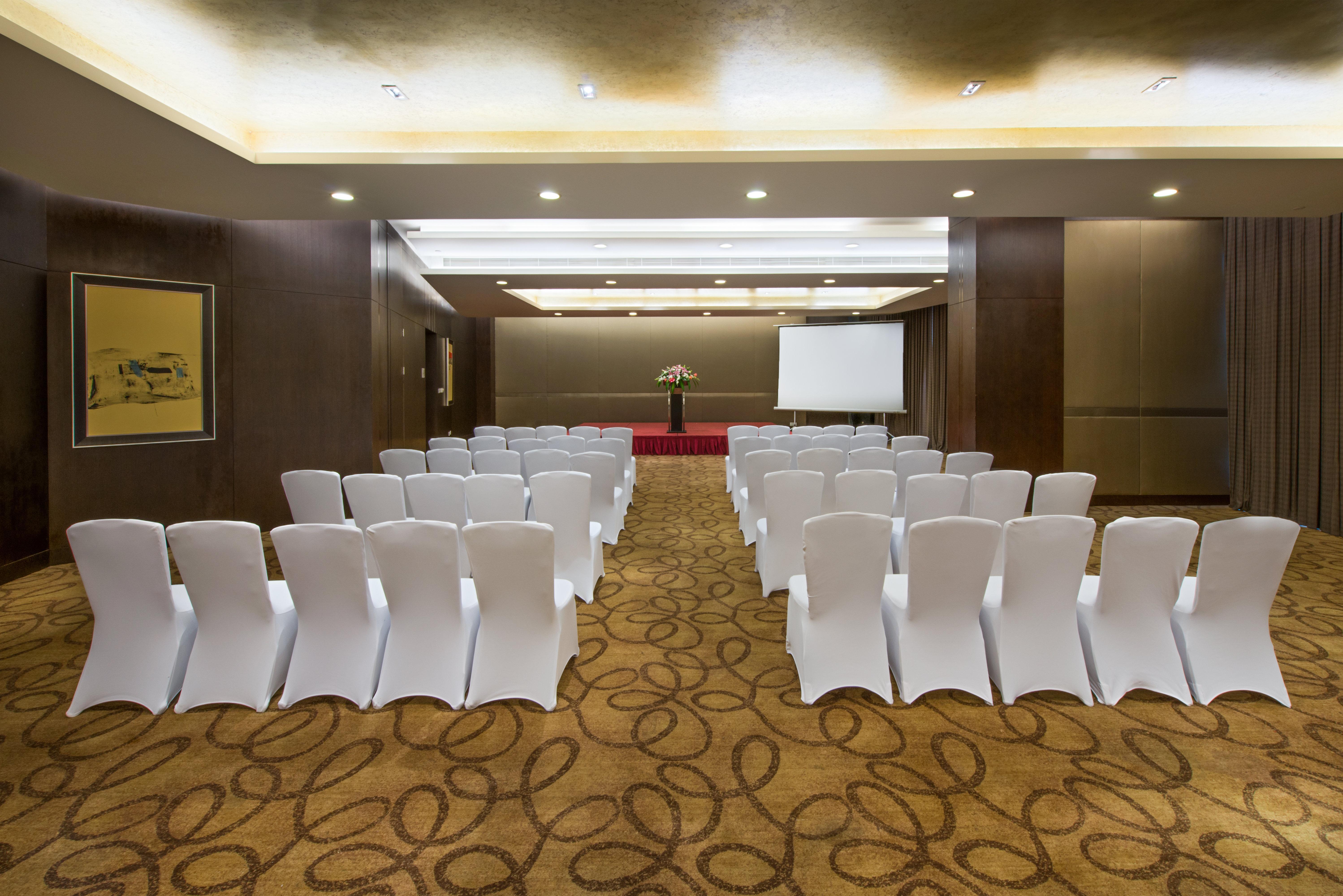 Crowne Plaza Shanghai Xiayang Lake By Ihg Qingpu المظهر الخارجي الصورة